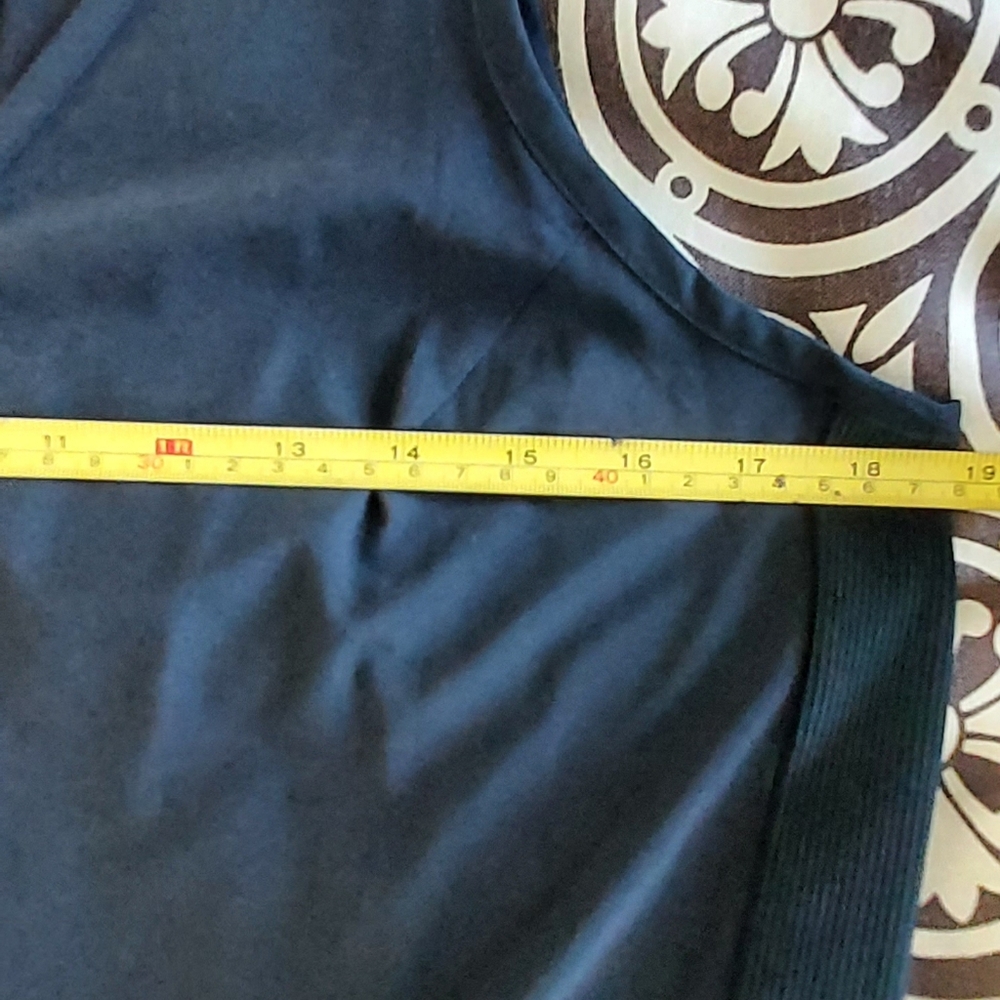 Athleta Brooklyn Jumpsuit Women 10 Black Sleeveless Pockets V Neck Tapered Ankle - Picture 9 of 12
